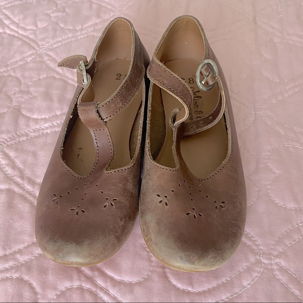 Girls leather T-strap shoes